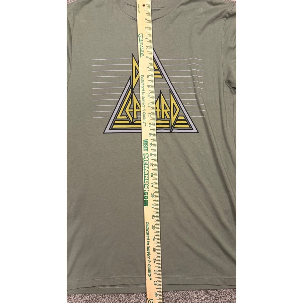 Def Leppard Graphic T-Shirt Mens Small Olive Green Rock Band Logo Tee RN91497 - Picture 5 of 8